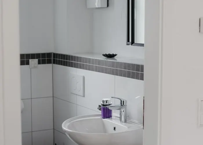 Kornkammer Und Kirschstuebchen