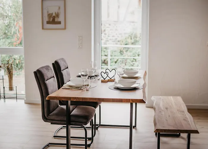 Kornkammer Und Kirschstuebchen *