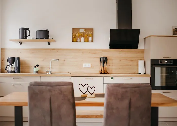 Kornkammer Und Kirschstuebchen